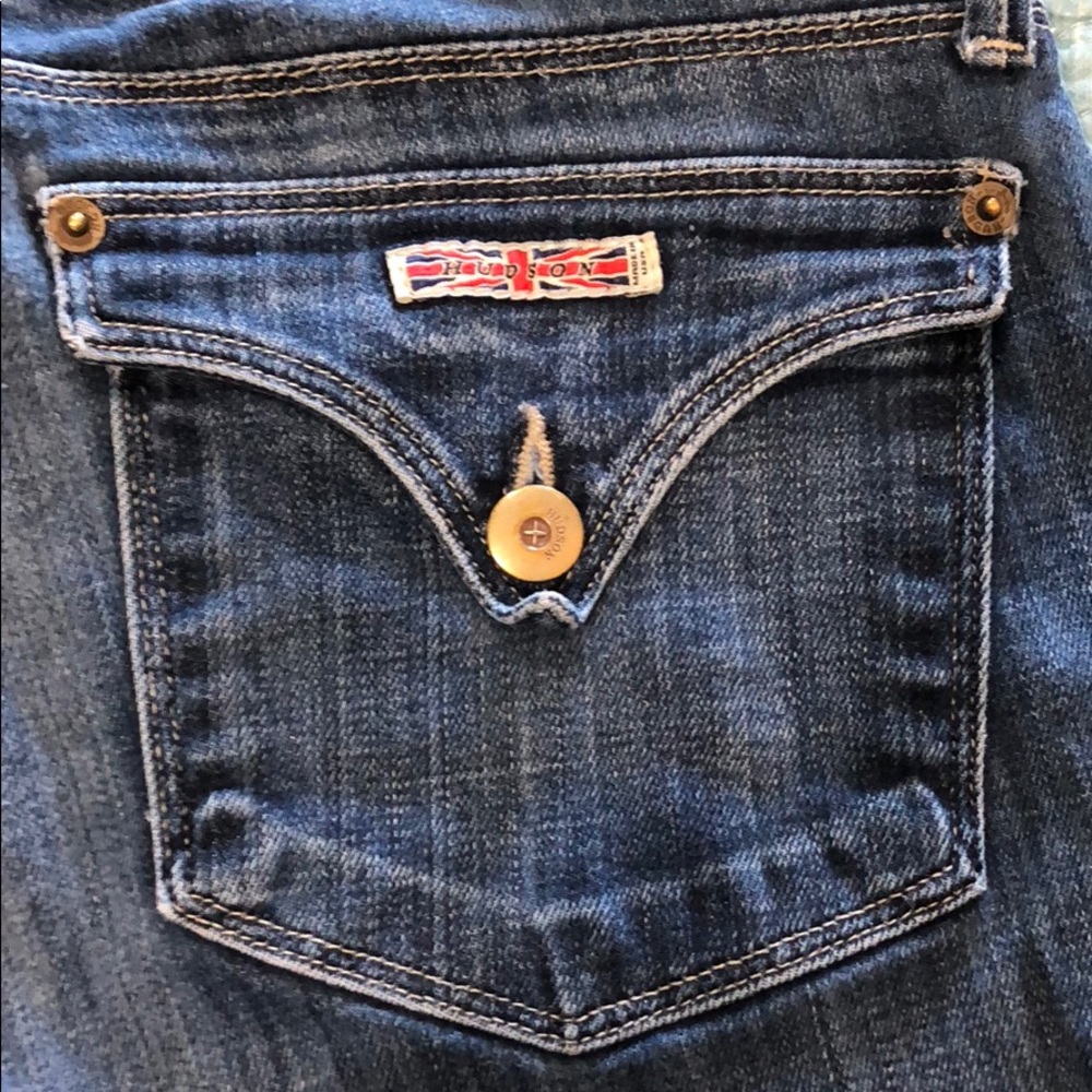 Hudson flap pocket size 30. Straight leg.